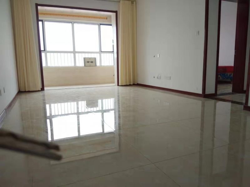 經(jīng)典戶型樓層三室一廳一廚一衛(wèi)個(gè)人房源首次出租