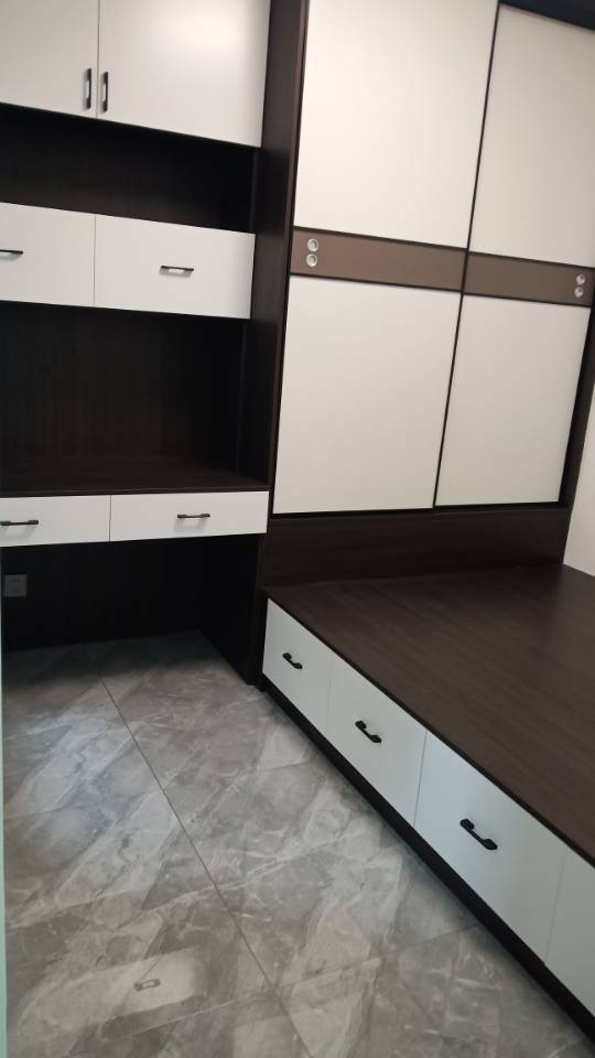 精裝修2室2廳1衛(wèi)98m2126萬元