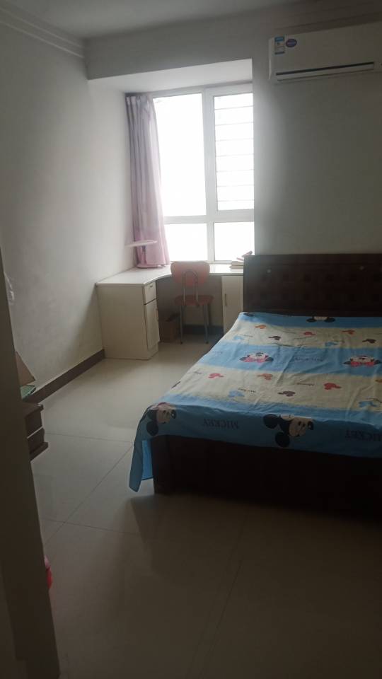 普通裝修3室2廳1衛(wèi)128m2163萬元