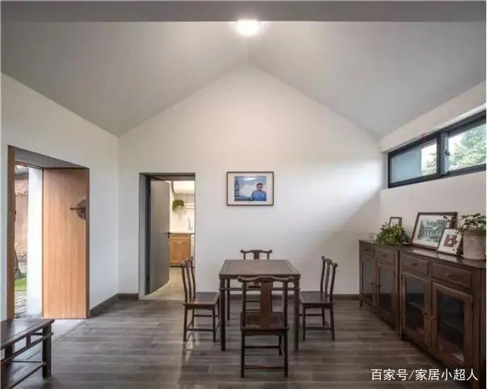 普通裝修5室2廳2衛(wèi)300m2260萬(wàn)元