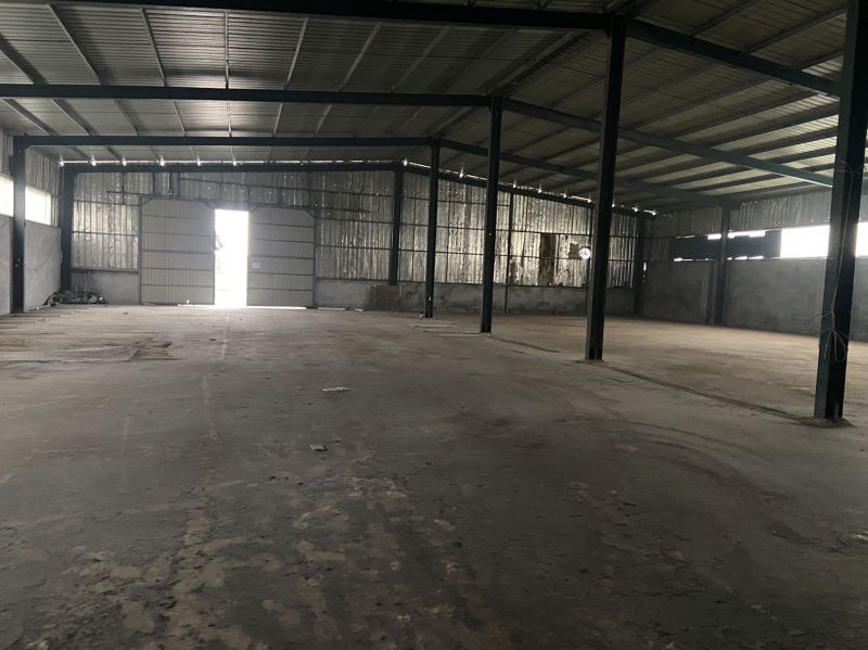 普通裝修5室0廳1衛(wèi)1500m22000元/月