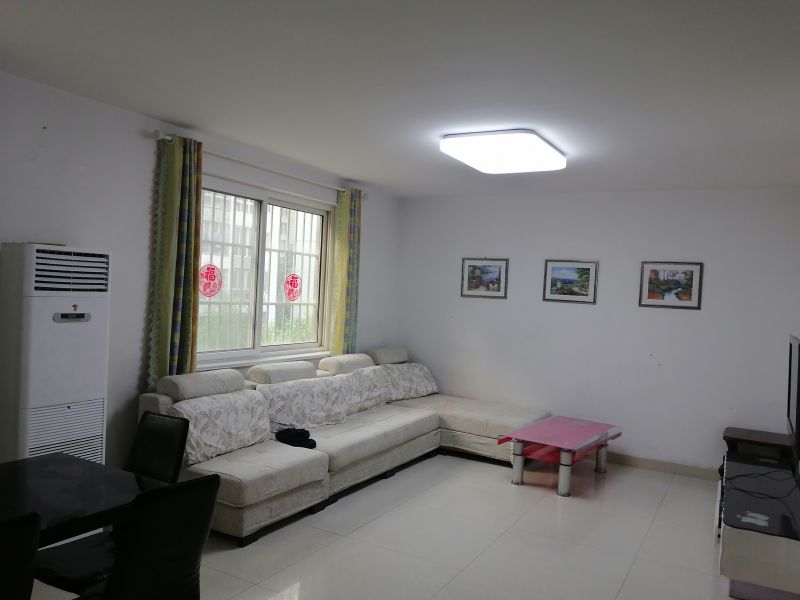 居家自住必看好房！多層二樓3室2廳1衛(wèi)隨時看房。