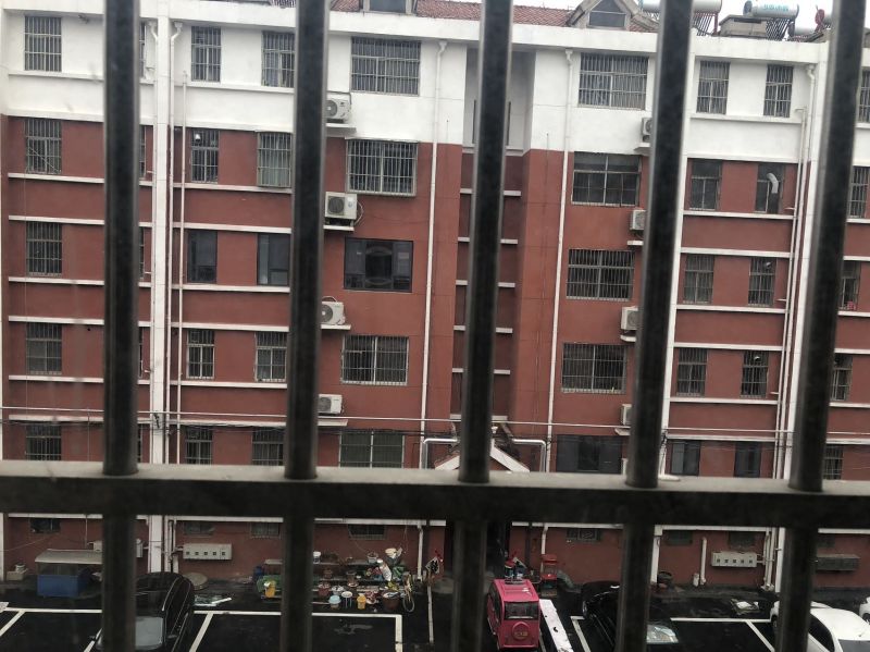 精裝修3室2廳1衛(wèi)116m251.6萬(wàn)元