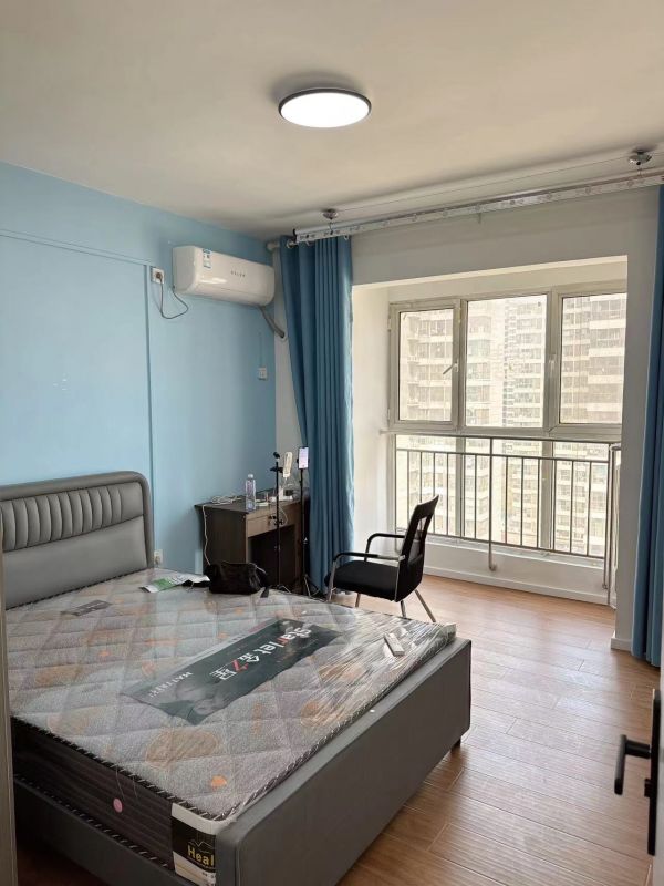 威尼斯精裝合租單間出租無(wú)中介費(fèi)管理費(fèi)