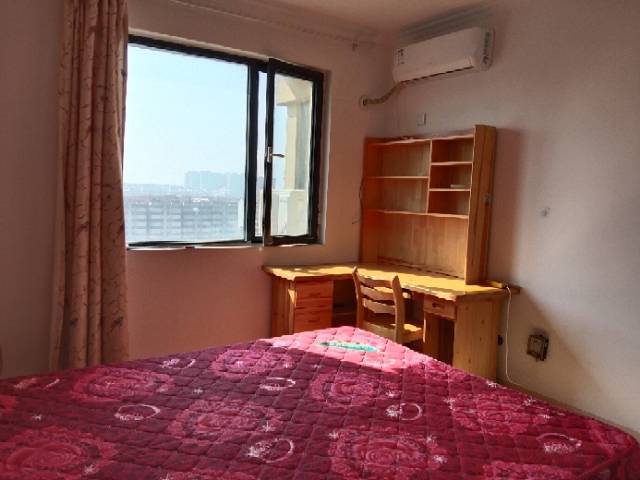 精裝修3室2廳2衛(wèi)129m21600元/月