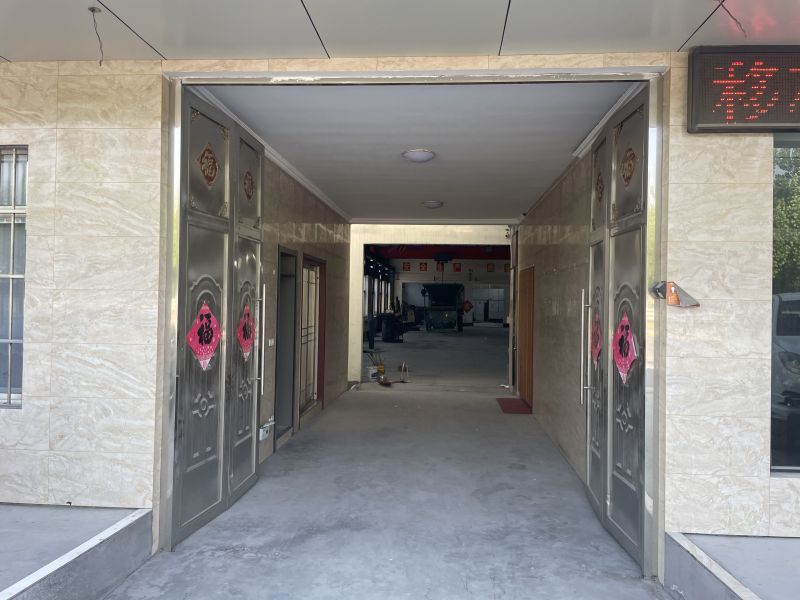 普通裝修1室1廳1衛(wèi)600m26000元/月