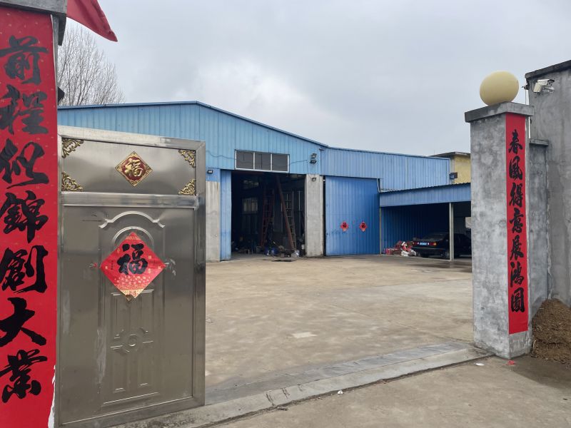 普通裝修1室1廳1衛(wèi)1500m26000元/月