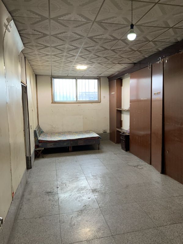 普通裝修1室1廳1衛(wèi)36m2260元/月