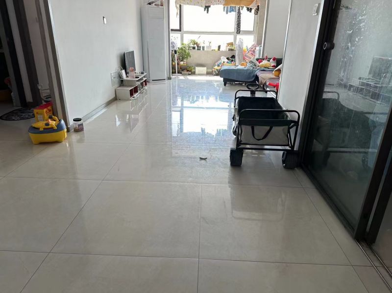 普通裝修2室2廳1衛(wèi)100m21500元/月