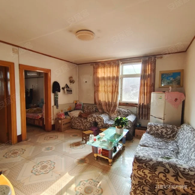 杏壇東區(qū)！3室1廳1衛(wèi)91m2，拎包入駐，隨時看房。15266169137