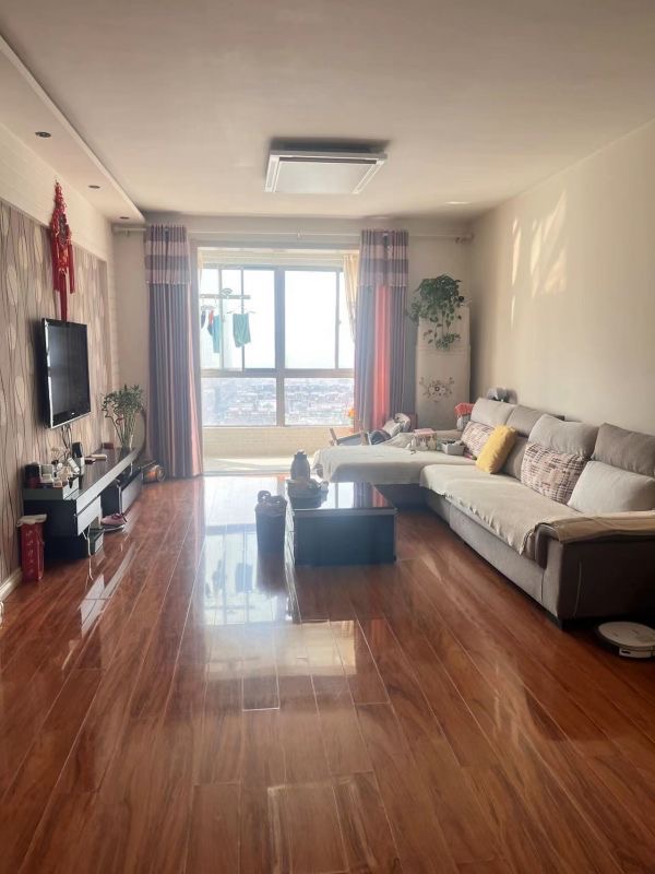 精裝修3室1廳1衛(wèi)116m2100萬元