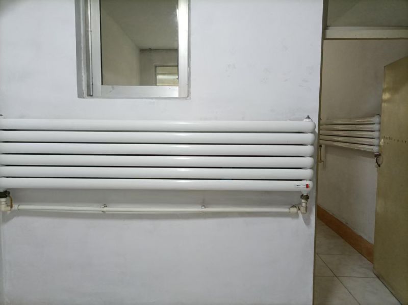 善國北路博偉電器西工商局宿舍普通裝修2室1廳1衛(wèi)70m21100元/月