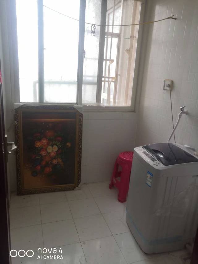 普通裝修3室2廳1衛(wèi)103m283萬元