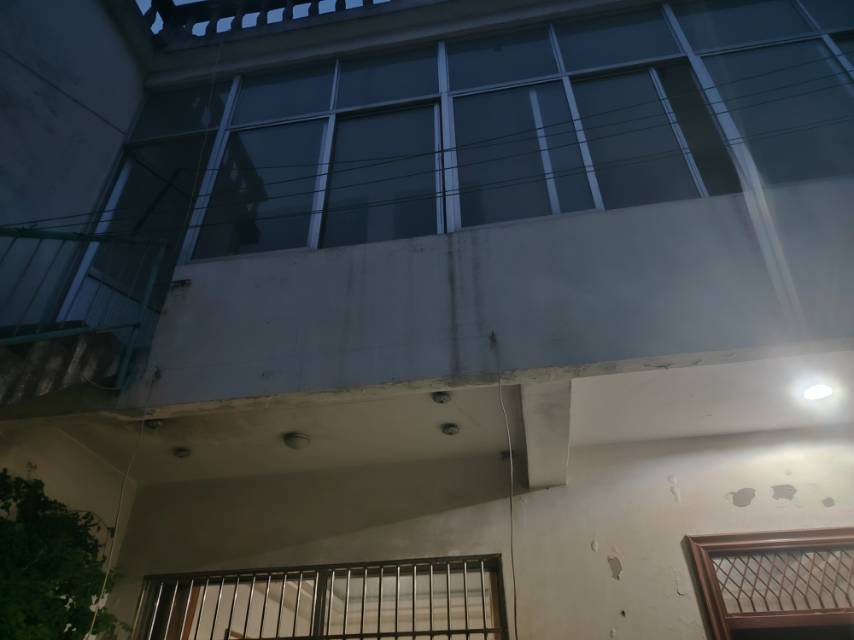 普通裝修3室1廳1衛(wèi)80m2500元/月