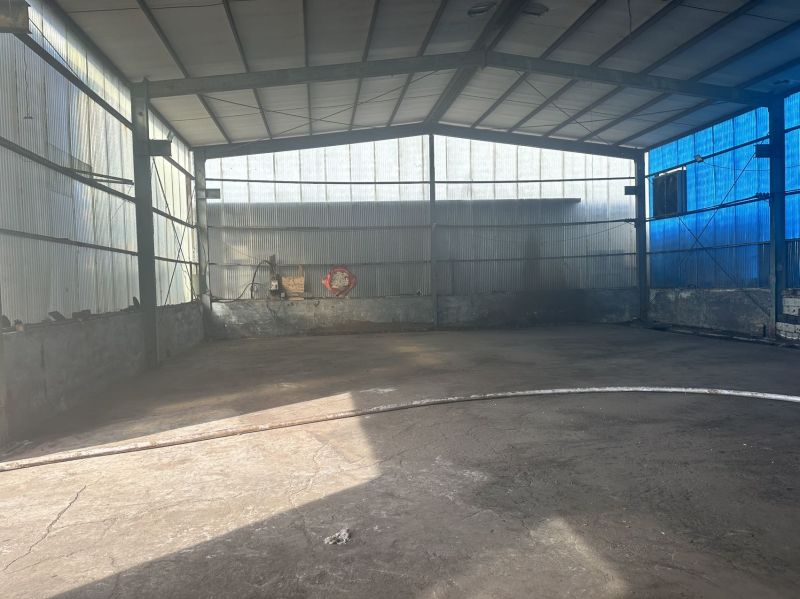 毛坯1室1廳1衛(wèi)850m26000元/月