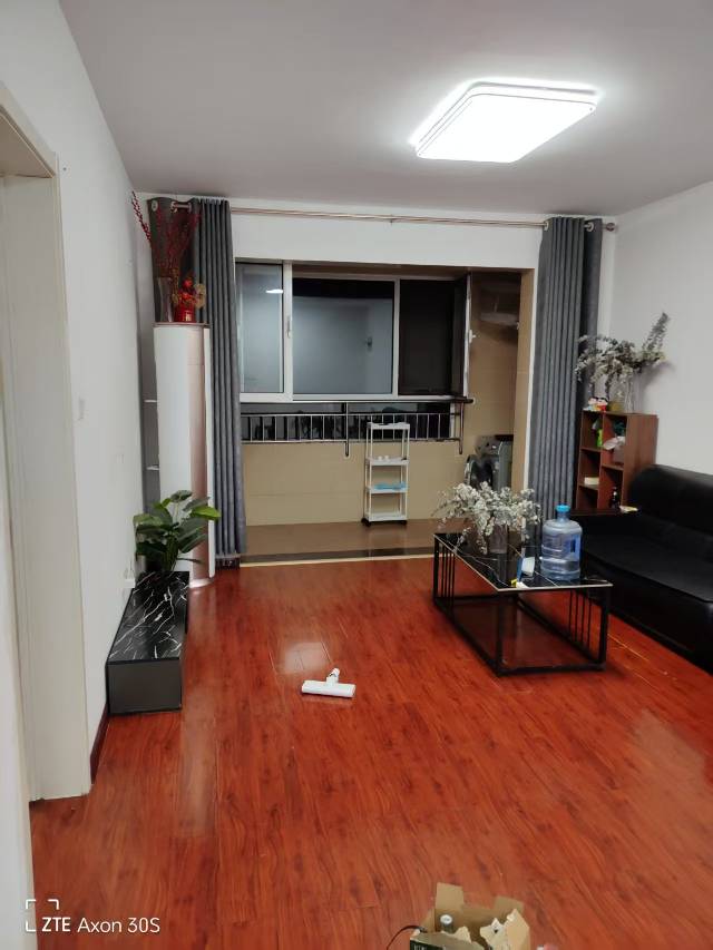 普通裝修2室2廳1衛(wèi)96m21500元/月