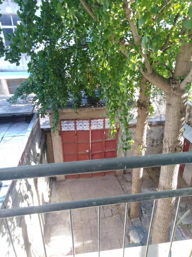 普通裝修4室1廳1衛(wèi)160m21100元/月