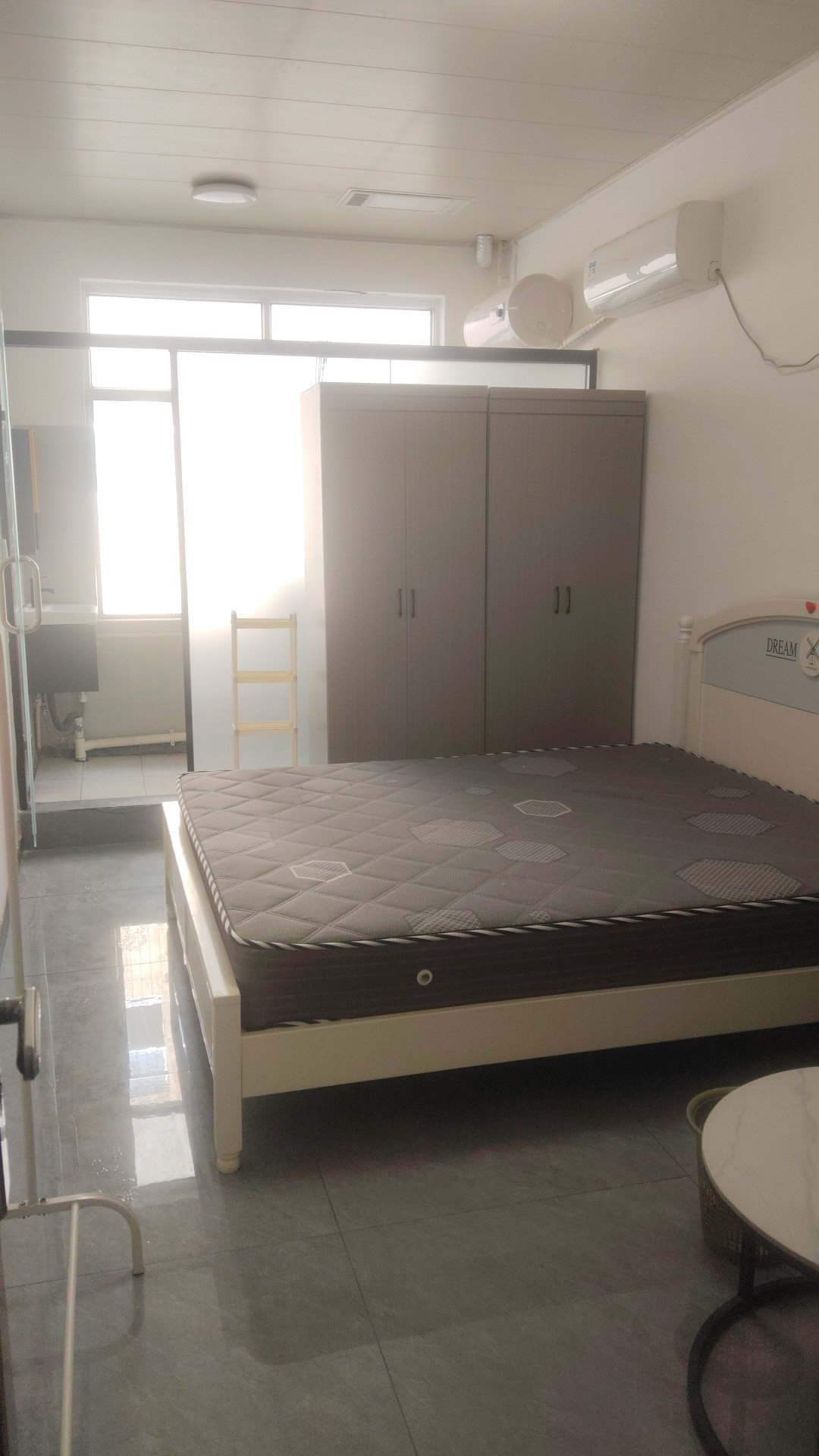 精裝修！1室1廳1衛(wèi)60m2，溫馨舒適有鑰匙，好房便宜出租。