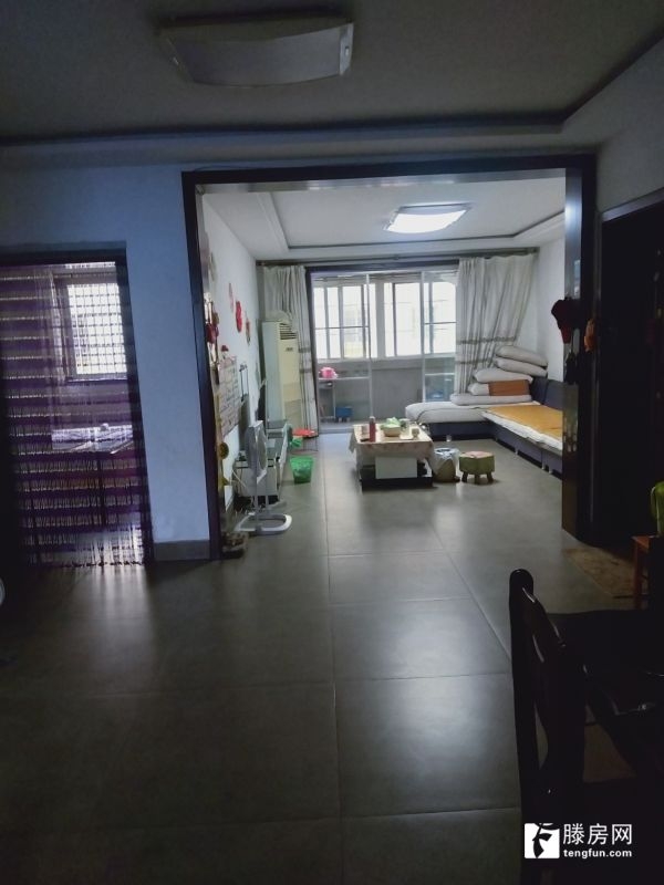 北辛老校吾悅廣場(chǎng)附近免物業(yè)費(fèi)多層二樓