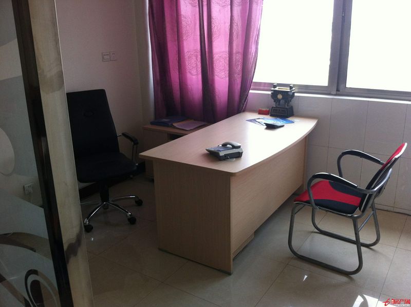 新大花園，精裝修