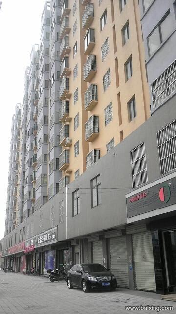 滕州西站南邊佳美裝飾城濱河花園二期新房