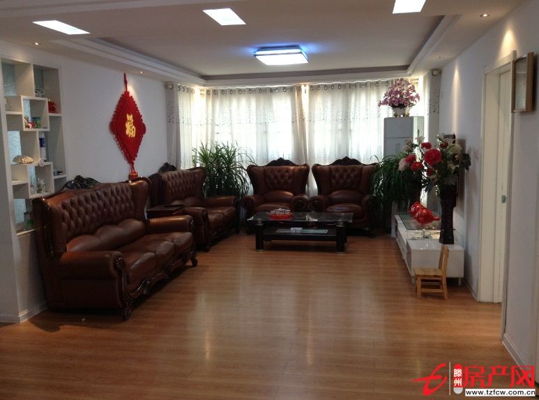 精裝修、帶車庫、即買即住