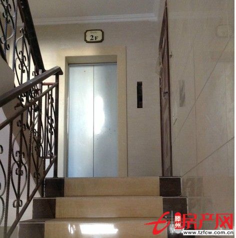 高檔社區(qū)，經(jīng)典戶型，品質(zhì)小區(qū)，綠化率高