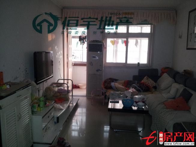 荊河畔學(xué)區(qū)房工人醫(yī)院南鄰荊河小區(qū)