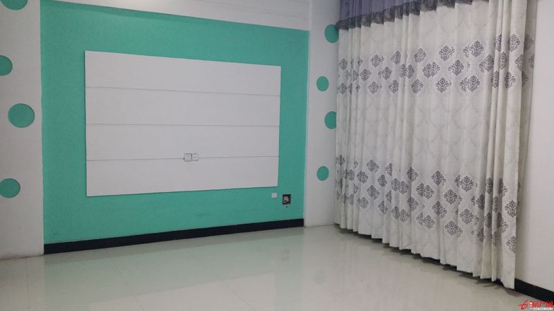 交警隊對過董村中心街獨院兩層精裝修交通便利