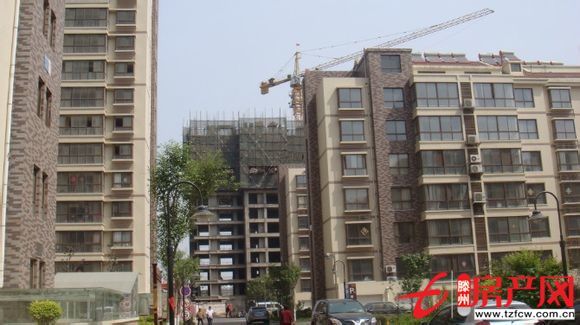 滕都帝景三室兩廳兩衛(wèi)帶閣樓