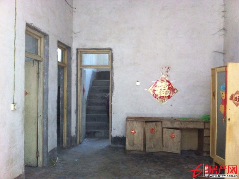 龍泉東環(huán)路美銘廣場，前大廟村復式樓