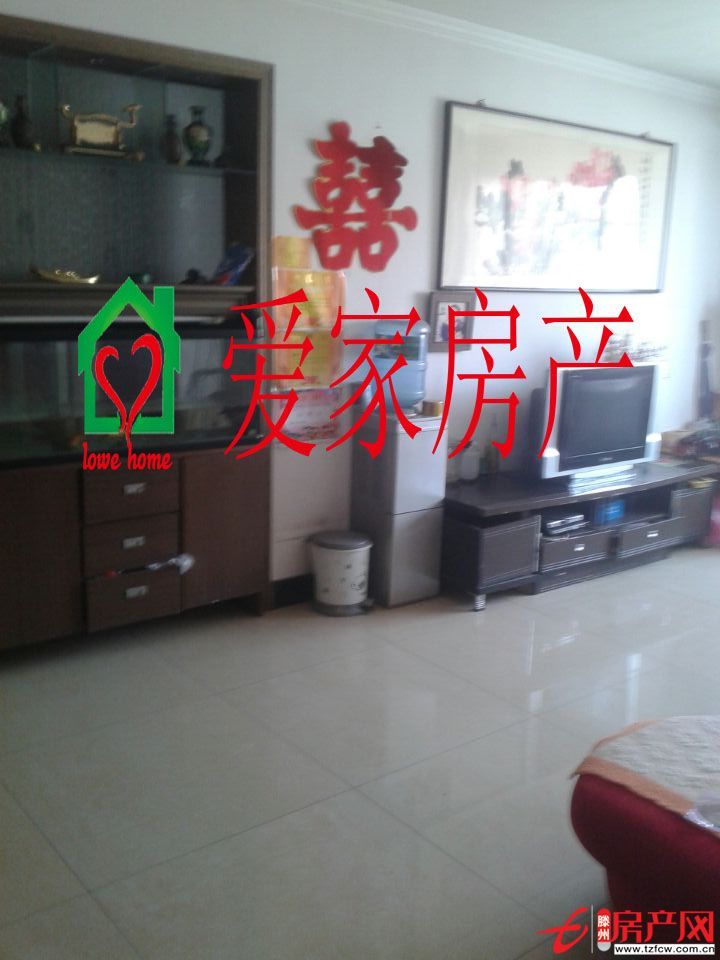 誠信花園精裝修，產(chǎn)證滿五，地理位置優(yōu)越