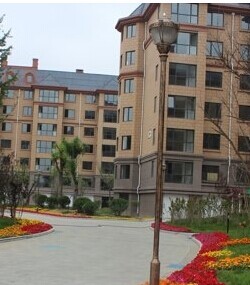 學(xué)區(qū)房，交通方便，費用低