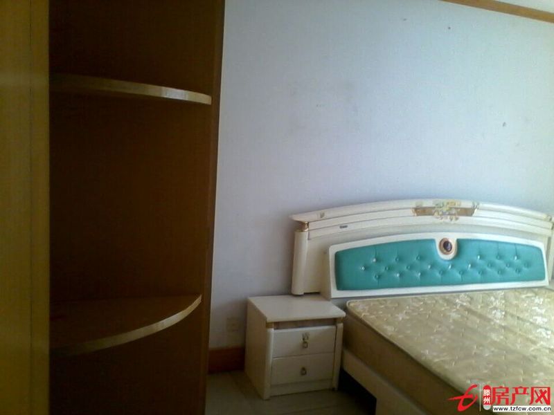 龍泉苑交通便利學(xué)區(qū)房生活設(shè)施齊全