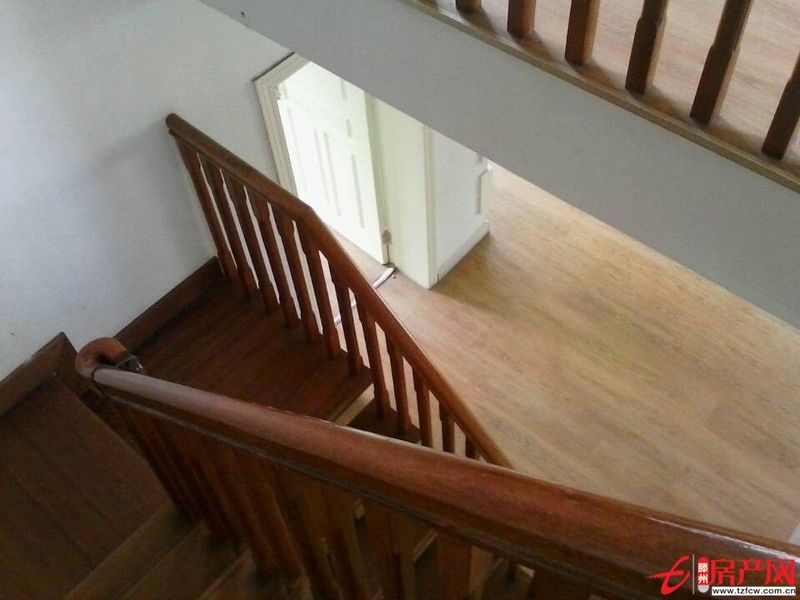 濱江國際一期復(fù)式好房