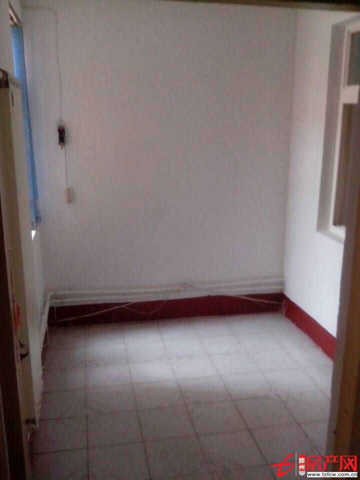 低價(jià)急售誠(chéng)信花園證滿五年可貸款