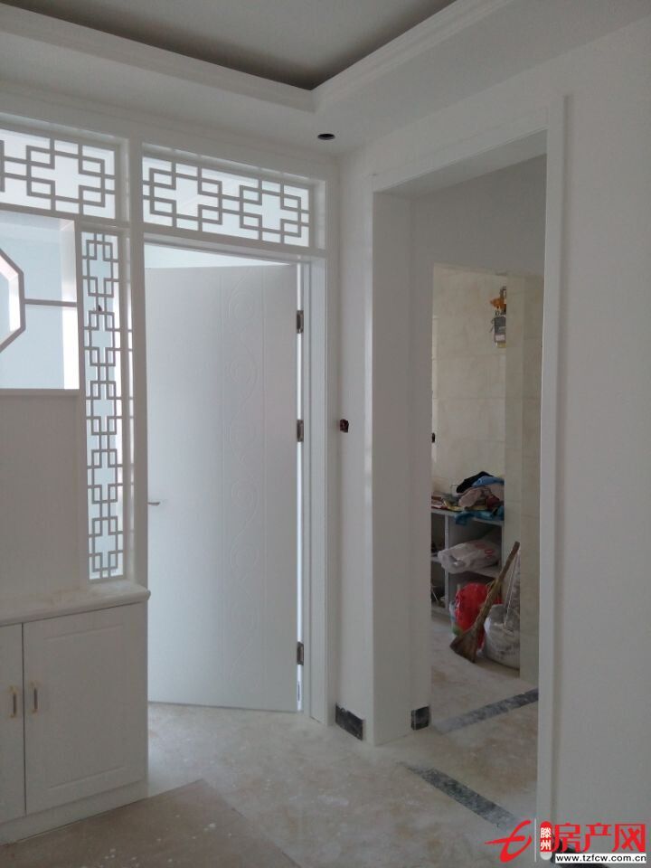 低價(jià)出售，中央城一室一廳