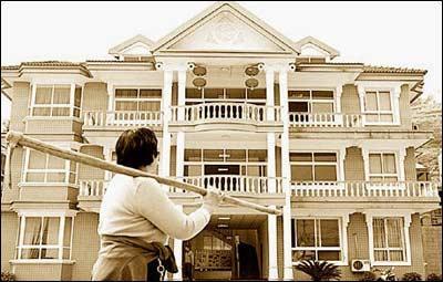 匯龍安東花園新一中學區(qū)房高一層證滿五年零七年建造