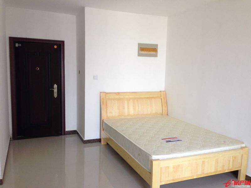 嘉鴻一品單身公寓精裝修位置優(yōu)越