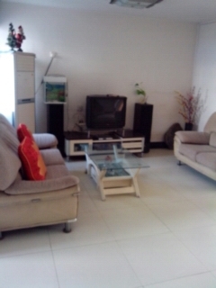 荊善安居學(xué)區(qū)房干凈整潔拎包入住