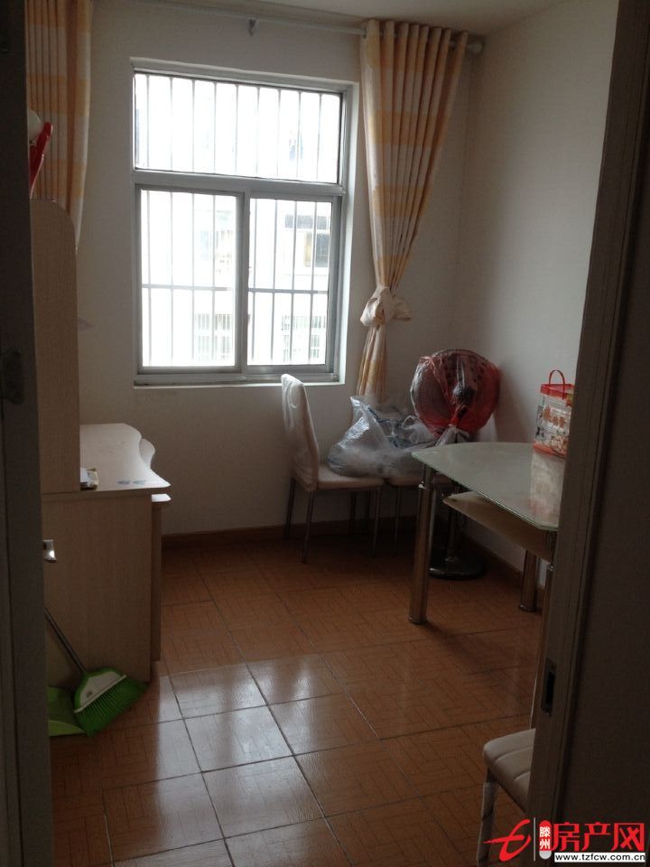 科圣苑西鄰前進小學(xué)滕北中學(xué)精裝修