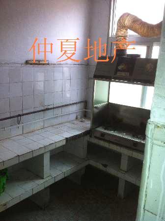 東寺院三室朝陽(yáng)滿五年可貸款黃金四樓