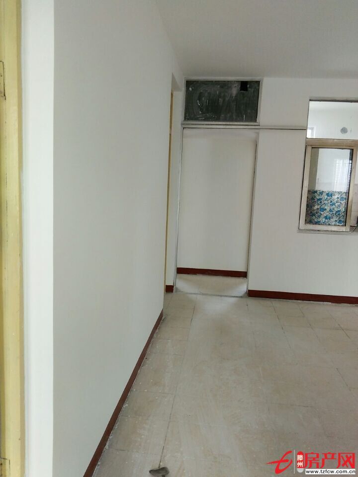 公園西門煤炭局宿舍，六樓，三居室，房產(chǎn)證滿五年