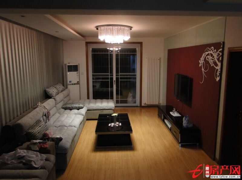 鳳凰苑小區(qū)、好房子必須搶、帶車庫