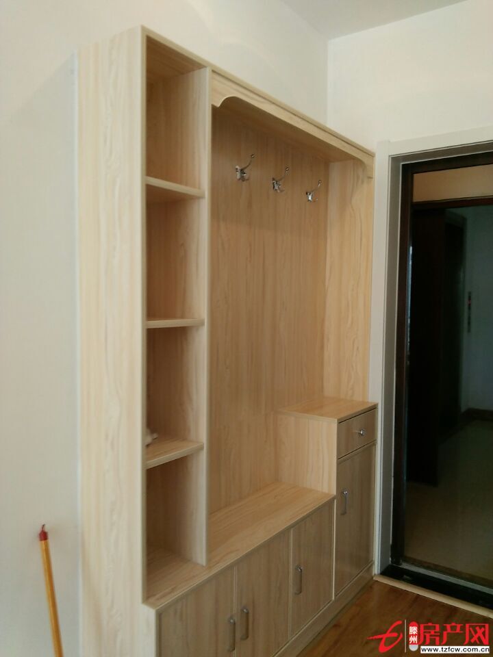 威尼斯小區(qū)，精裝修，供暖，很溫馨漂亮的房子