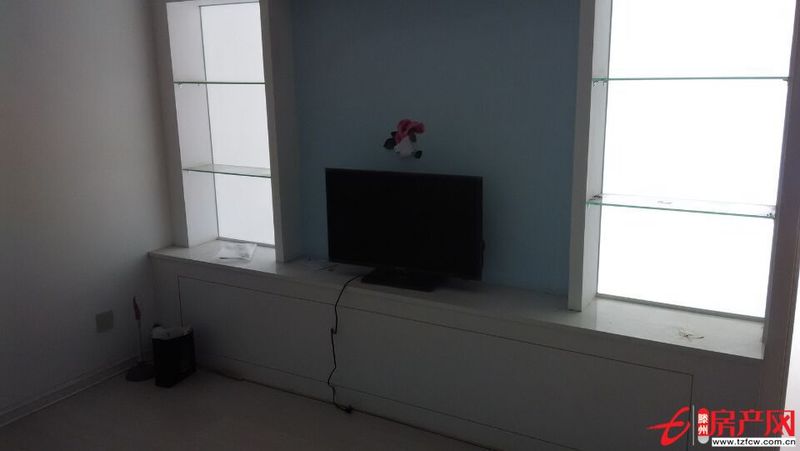 滕都帝景，精裝修，供暖，有家具家電，拎包即住