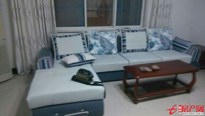 凱旋國際，步行街北首，精裝修，全套家具家電，拎包即住