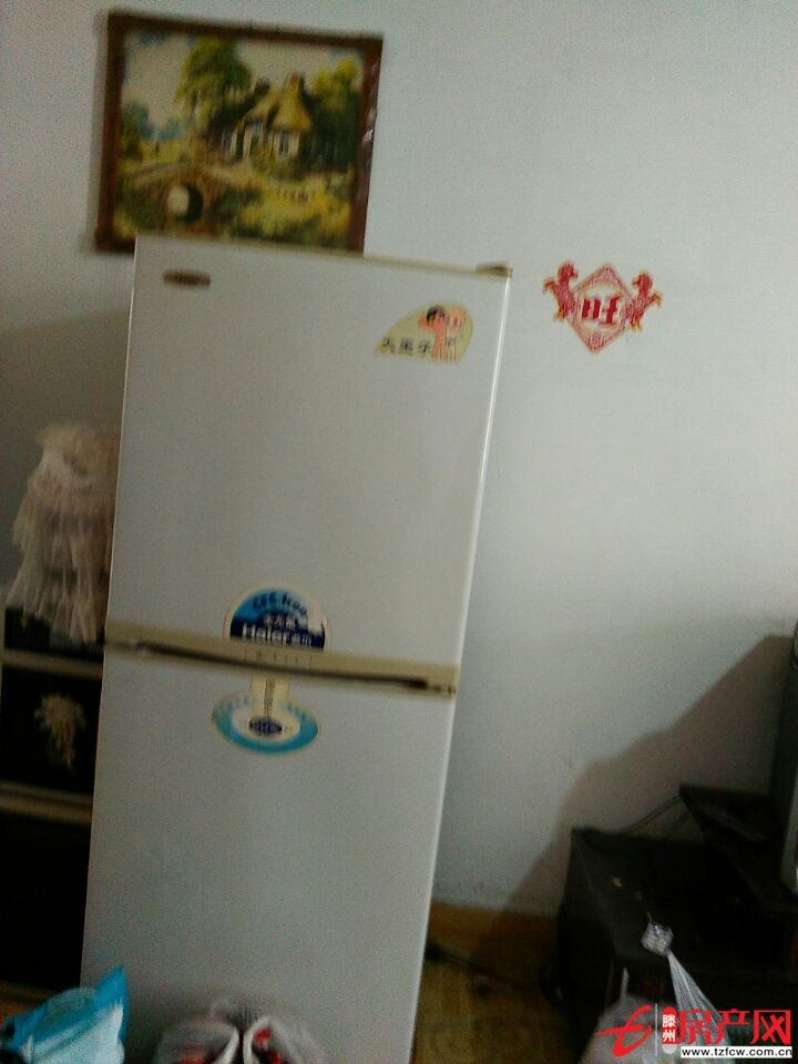 工商局宿舍出租，精裝修拎包入住。