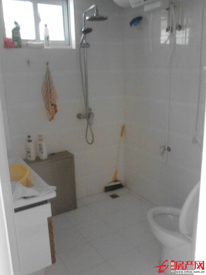 陽(yáng)光麗景精品房，居住首選，精裝出租，瘋狂搶租中！