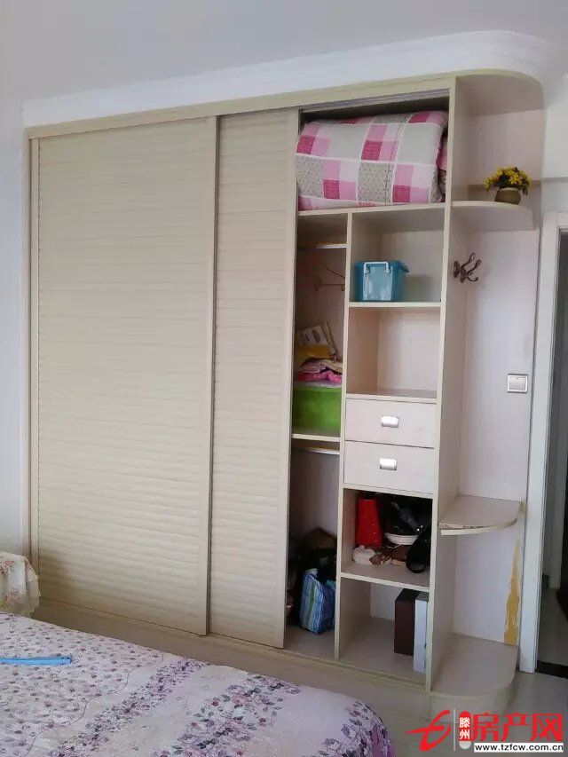 海上明月豪華裝修全新家具家電齊全拎包入住